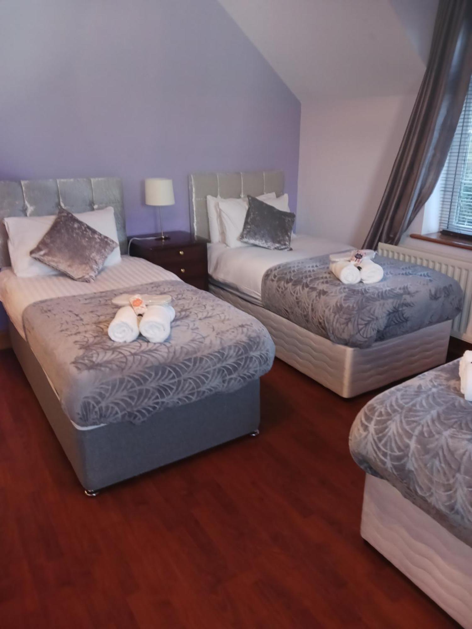 Tullynacrunat Lodge Касълблейни Екстериор снимка