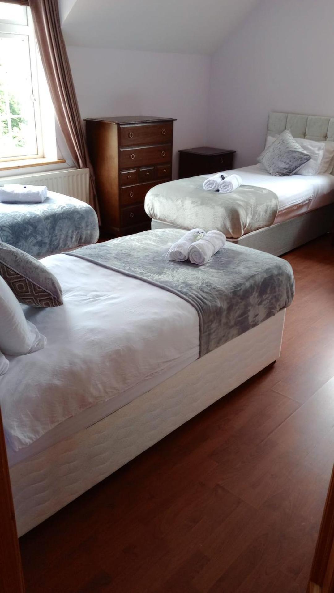 Tullynacrunat Lodge Касълблейни Екстериор снимка